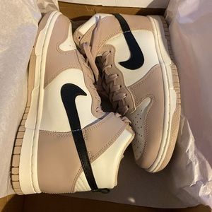Nike Dunk High